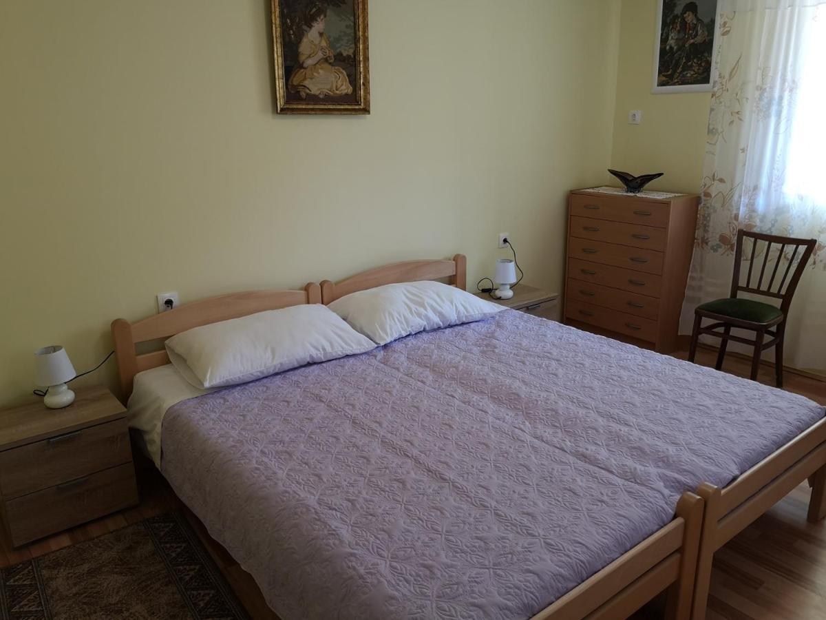 Apartment Zelina Mali Lošinj Exteriör bild