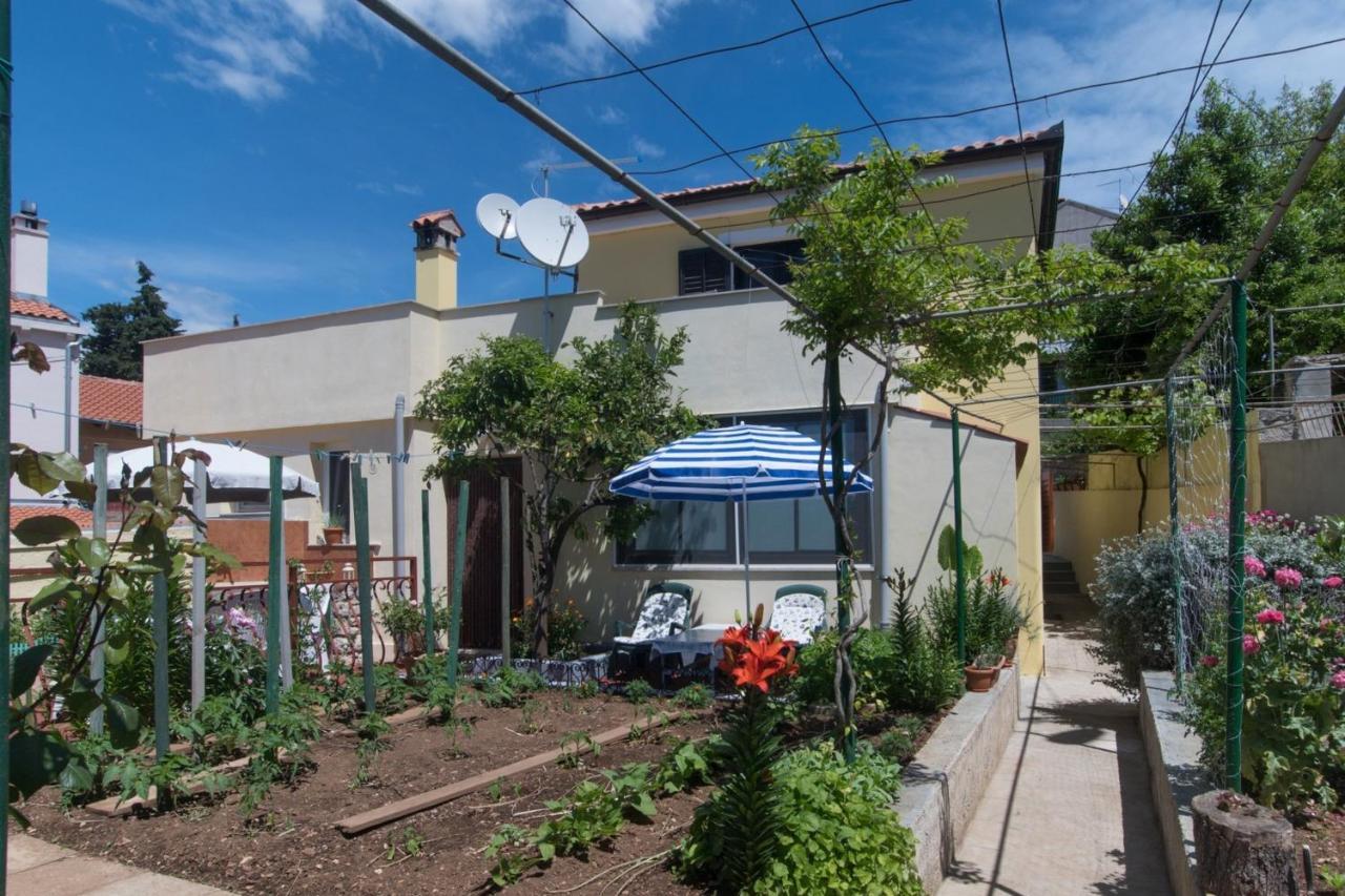 Apartment Zelina Mali Lošinj Exteriör bild